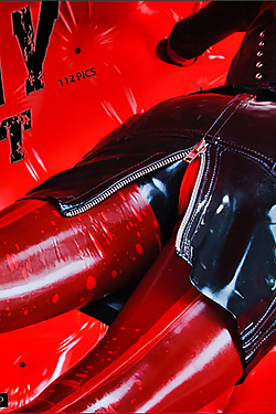 Bianca Beauchamp Shiny Lust In Rubber